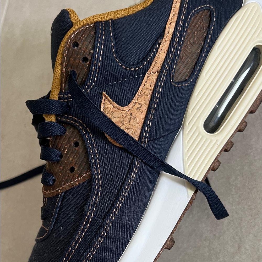 Nike Denim and Cork Fig 5 Air Max 90 Sneakers - Picture 5 of 10